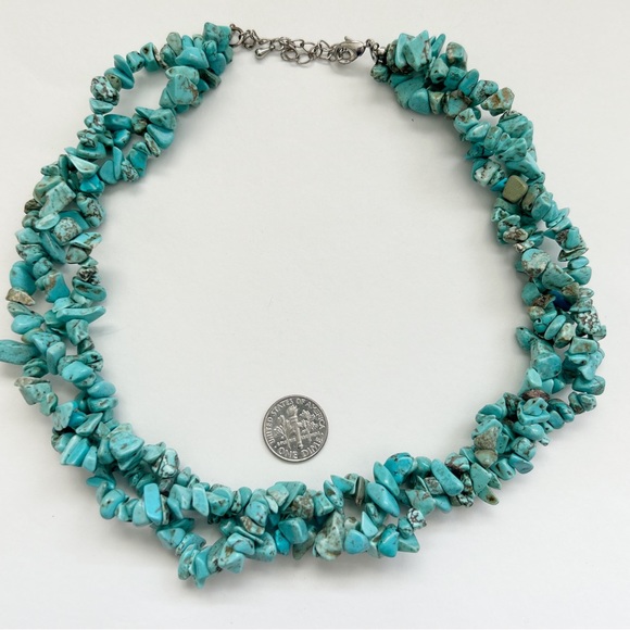 Vintage Triple Strand Turquoise Chip Torsade Necklace - Picture 9 of 9